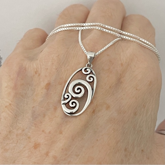 Sterling Silver A Lot Of Waves Necklace, Ocean Necklaces, Multiple Spiral Chain - Picture 3 of 11